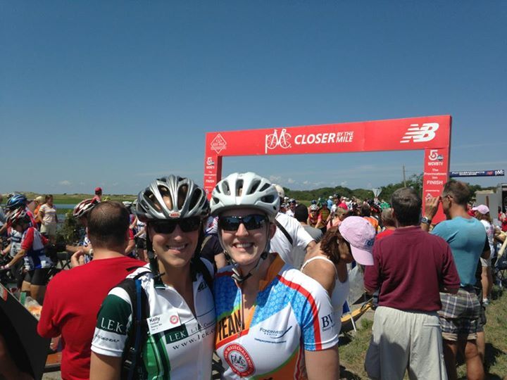 /pfpphotos/uploads/CC0147/CC0147.Gall.PMC 2013 Finish Line Kelly Casey.jpg